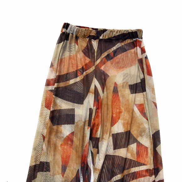 Two Piece Sheer Geometric Set Crop Top and Wide Legged Pants - Picture 5 of 8